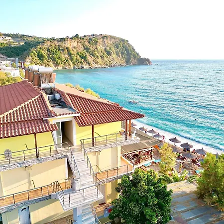 Potam'sea Bliss 34- Front, Sun Beds & Parking Appartement